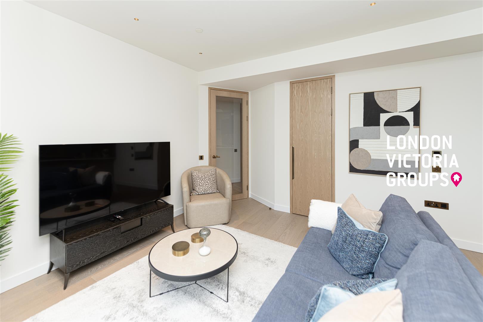 2 bed property in 1 Nine Elms Lane, London